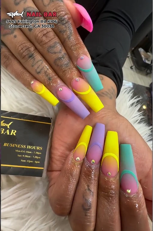 Nail colours